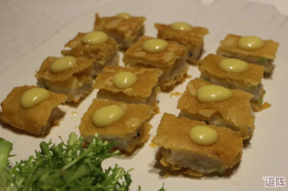 萧氏四兄弟的美酥肉饼96:传承与创新交织的美食艺术,品味家族情怀与独特风味 萧氏四兄弟的美酥肉饼96:传承与创新交织的美食艺术,品味家族情怀与独特风味