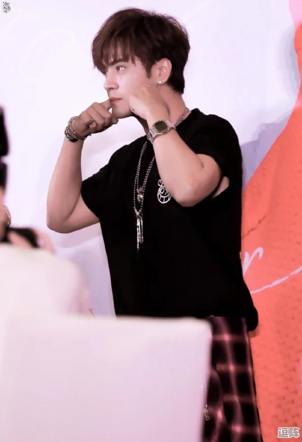 5G影讯天天5G罗志祥:新技术助力娱乐产业变革,粉丝互动体验升级引发热议 5G影讯天天5G罗志祥:新技术助力娱乐产业变革,粉丝互动体验升级引发热议