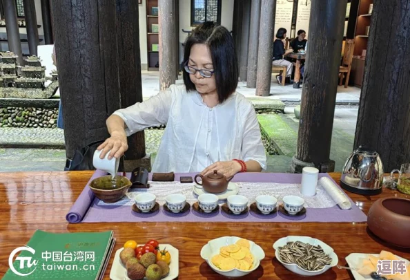 娜娜台北茶艺师：深入了解台湾茶文化的精髓与传统技艺，带你领略茶道之美与品茶的艺术