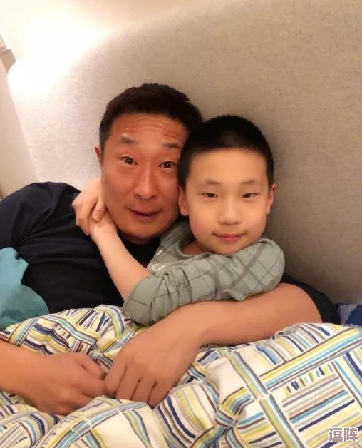 麻花传md0143：网友热议其独特风格与创意表现，纷纷表示期待后续作品的更多惊喜和创新