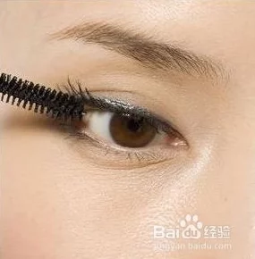美国伦理睫毛膏2：明星们的秘密武器，竟然能让睫毛长到天际，引发网友热议！