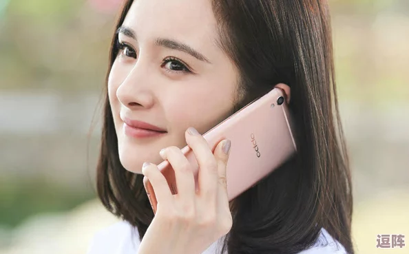 水蜜桃网站:传闻某知名明星频繁光顾,背后隐藏的秘密让人惊讶不已! 水蜜桃网站:传闻某知名明星频繁光顾,背后隐藏的秘密让人惊讶不已!