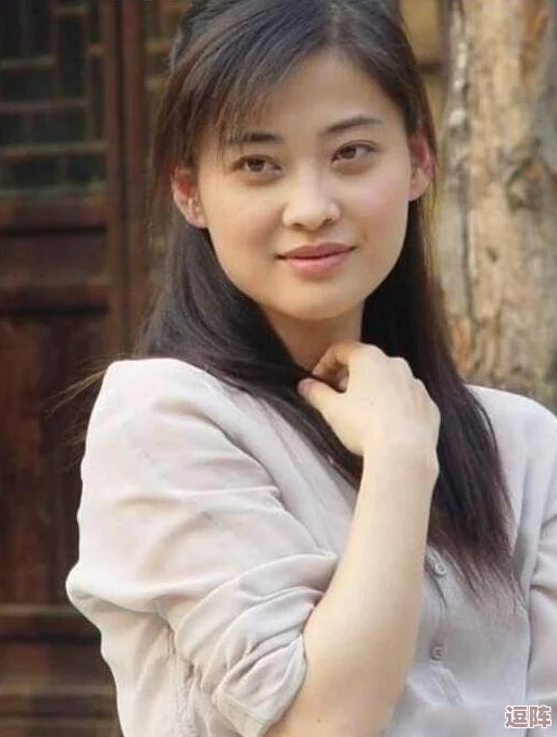 美女第一次处破女:从情感心理到身体感受,分析初次经历对年轻女性的影响与成长 美女第一次处破女:从情感心理到身体感受,分析初次经历对年轻女性的影响与成长